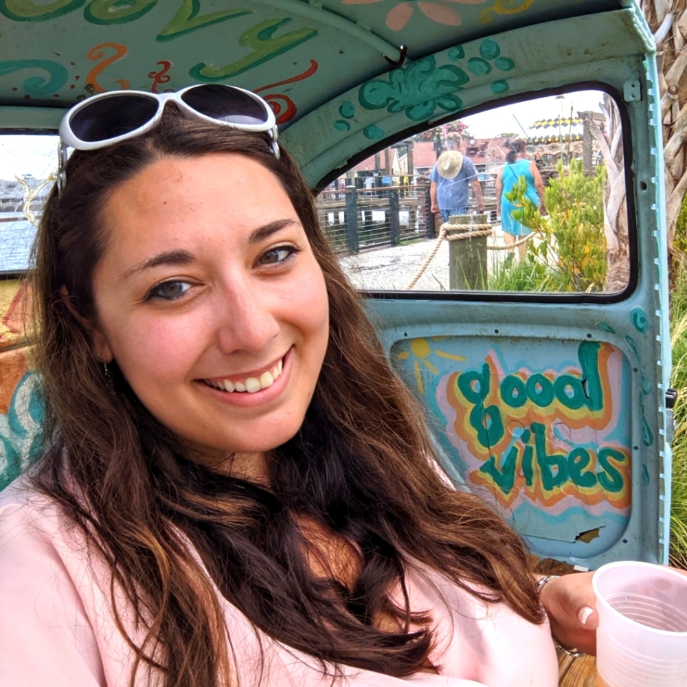 Meet your posher, Brittney